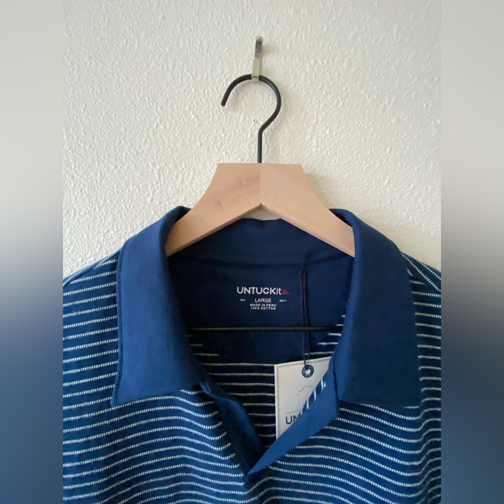 NWT UNTUCKit Peyton shirt. Size large